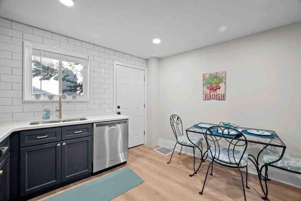 Hip And Bright Lawerenceville 2 Bed Easy Parking Pittsburgh Exterior photo